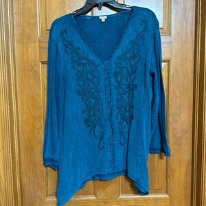 REBA EMBROIDERED SHIRT, size large